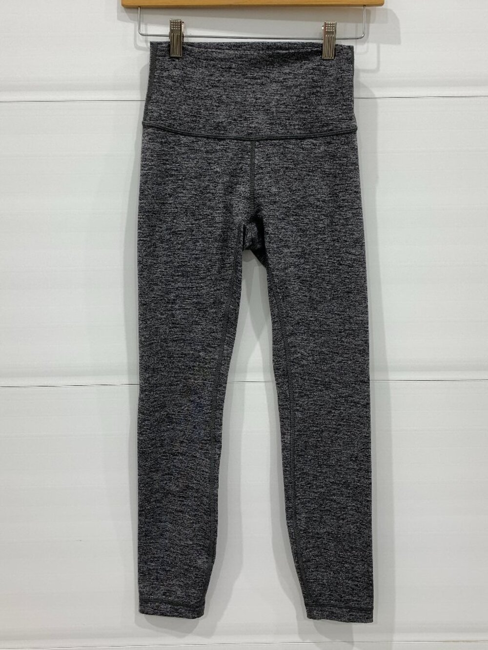 Lululemon Heather Gray Align High-Rise Pant 28" (Old Buttery Soft Frabric)